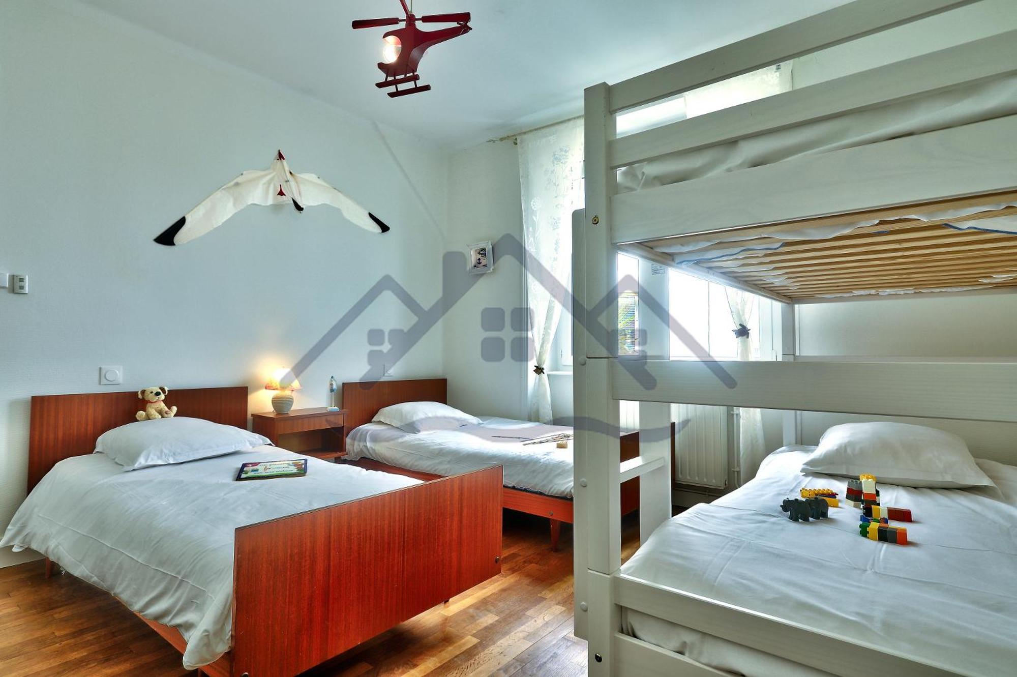 Holiday home Ty Geoland: Charming Garden In With Wi-fi